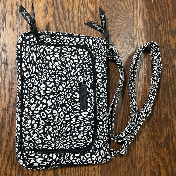 Vera Bradley Crossbody Bag and Small Wallet - Picture 4 of 8